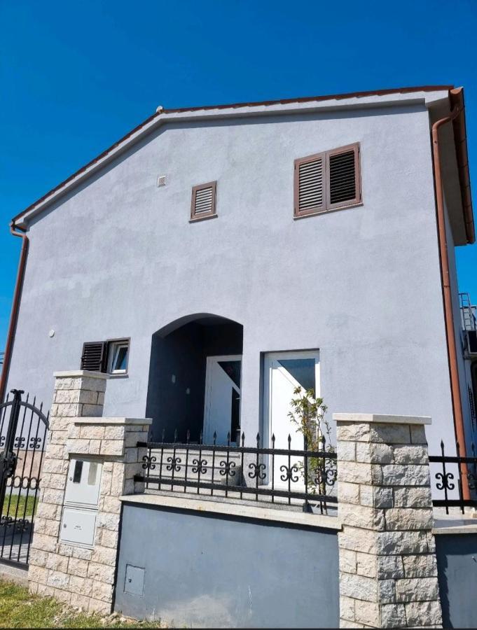 Frida Apartment Pula Exterior photo